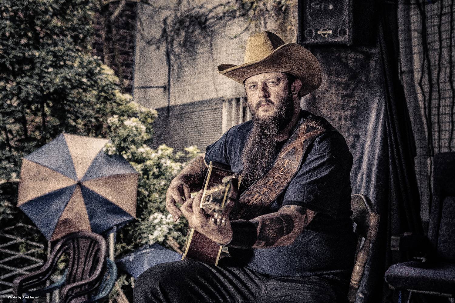 Bob Wayne over for a couple of solo shows this month